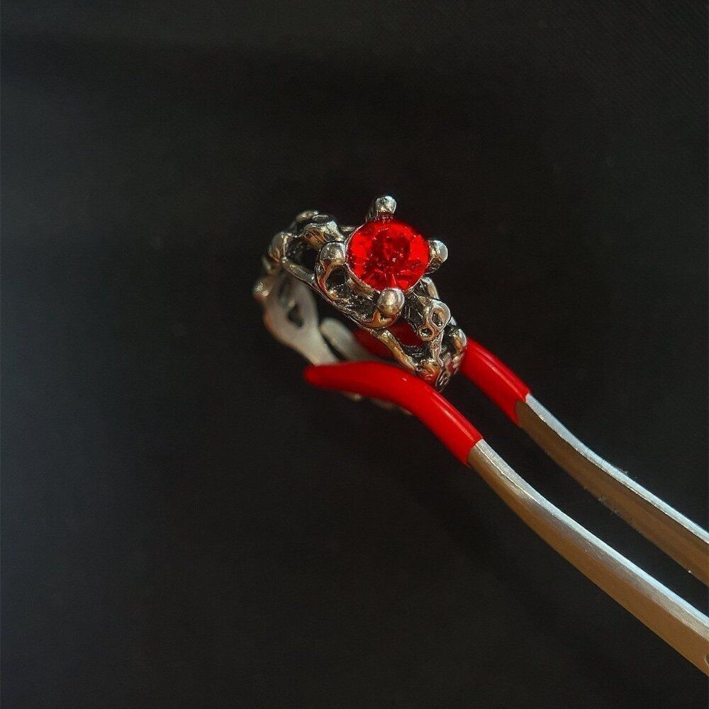 Red Stone Ring - Picture 3 of 6